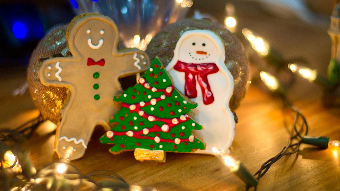 How to Plan a Low-Stress Holiday Season & Actually Enjoy It